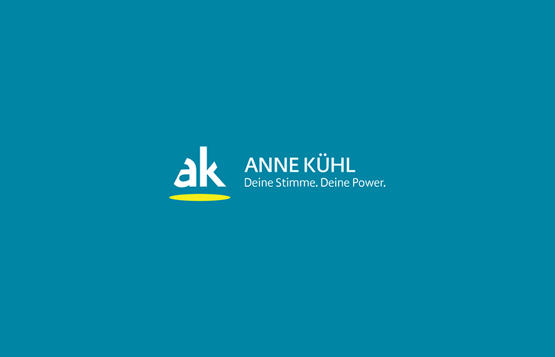 Anne Kühl bringt dich auf die Bühne: das Logo erinnert an ein Spotlight. 